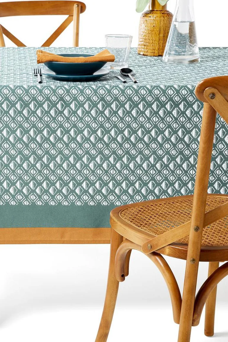 Lodge Anti-stain Tablecloth
