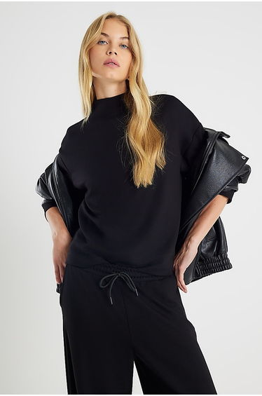 Black Premium Long Sleeve Top