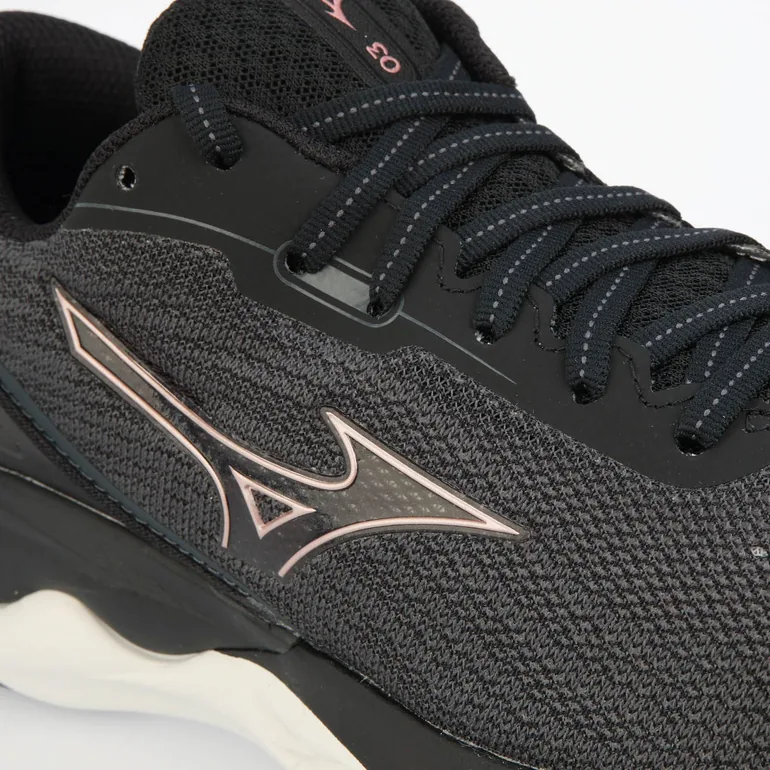 Women's Mizuno Wave Skyrise Running Shoes in Black - 4