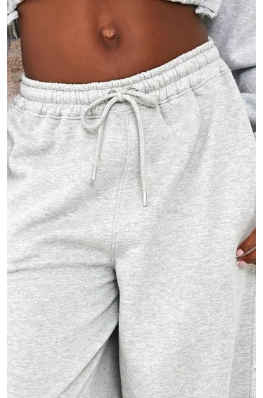 بنطلون رياضي بأرجل عريضة لون رمادي - طويلات القامة