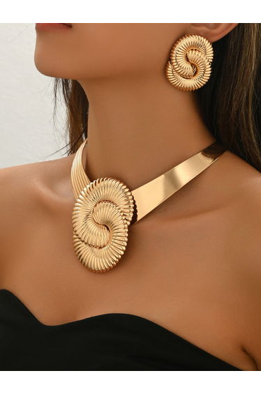 Retro Bohemian V-Shaped Necklace with Earrings Set