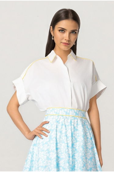 Piped Collar Top