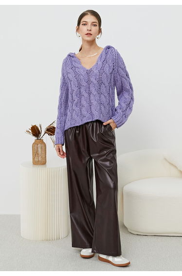 Collared V-Neck Chunky Cable-Knit Sweater in Lavender