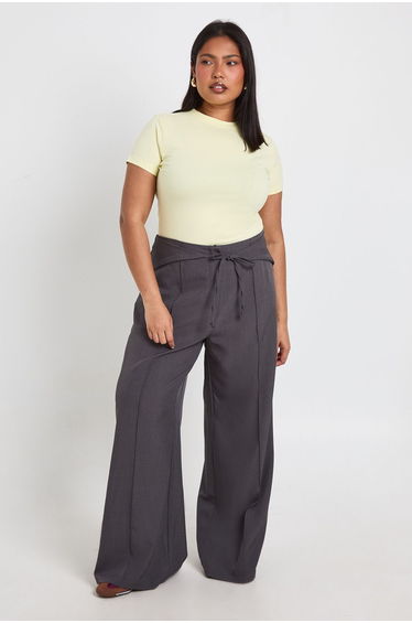 Plus Basic Short Sleeve Longline Fitted Top - yellow