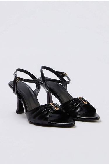 Black Buckle Detailed Women's Classic Heeled Shoes
