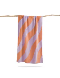 منشفة بحر مخمل مخططة