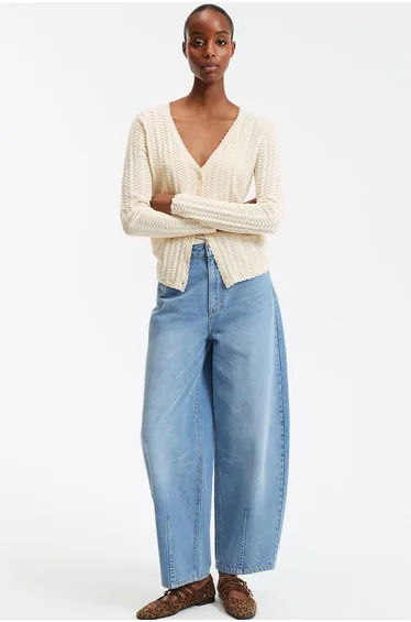 Fine Knit Buttoned Cardigan with V-Neck