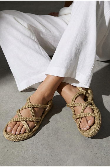 Camel Cross Strappy Rope Drawstring Women Straw Sandals
