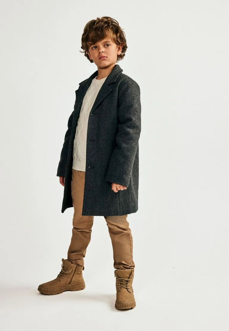Boys Smart coat with seam pockets and lining