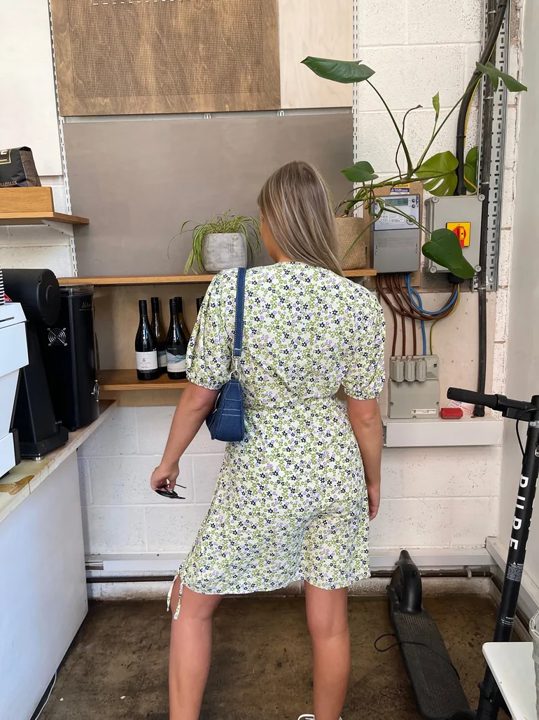Shop Retro Daisy Wrap Short-Sleeve Mini-Dress Online in Oman