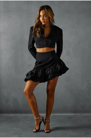 Asymmetric Puffball Hem Mini Skirt