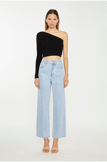Bleach Stonewash Straight Leg Jeans