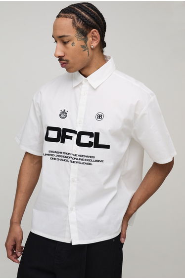 Boxy Fit Circa 98 Flock Print Short Sleeve Shirt - white