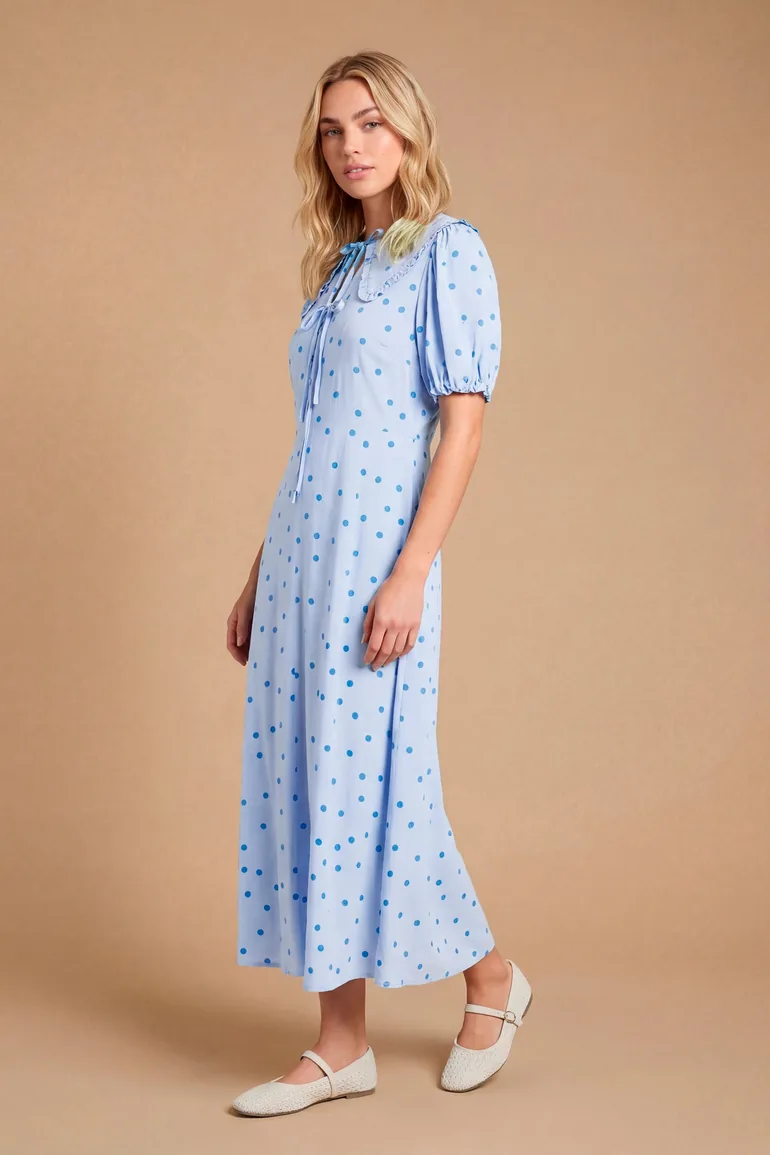 فستان ميدي بطبعة بربطة بحواف دانتيل