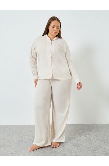 Plus Size Cream Heart Printed Shirt and Pyjama Set