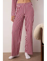 بيجامة ترينديول باللون الأحمر بطبعة مخططة - 2