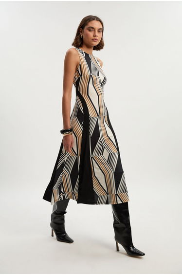 Geo Print Crepe Pleated Maxi Dress