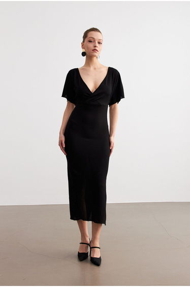 Women's Black Double Breasted Collar Slit Crinkle Maxi Dress