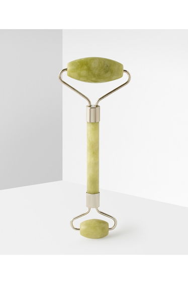 Brushworks HD Jade Roller