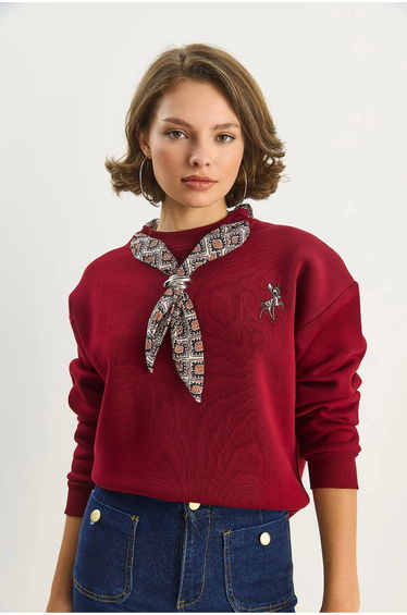 LUCCI Embroidered Crew Neck Sweatshirt