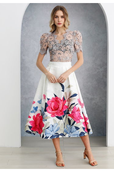 Blossom Lace Puff Sleeve V-Neck Crop Top in Nude Pink