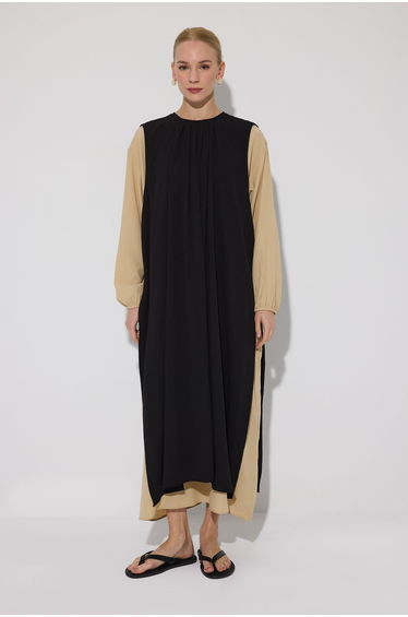 CONTRASTING COLORED VISCOSE DRESS