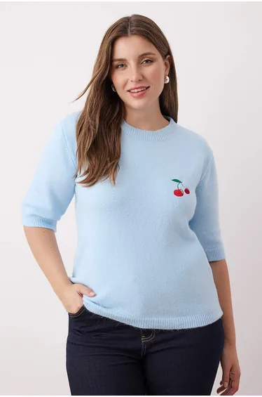 سويتر محبوك بتطريز - أزرق