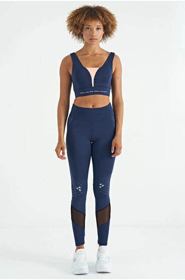 TOMMY Women's Color-Blocked Sleeveless Crop Sports Top