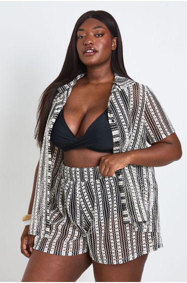 Plus Crochet Beach Short - black