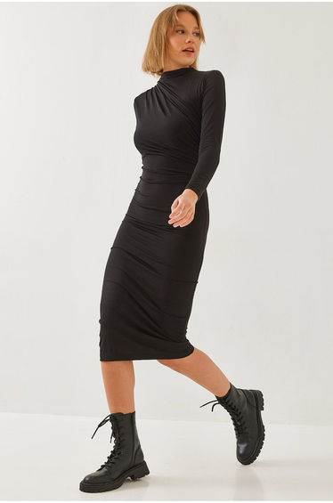 Women's Long Pleated Dress