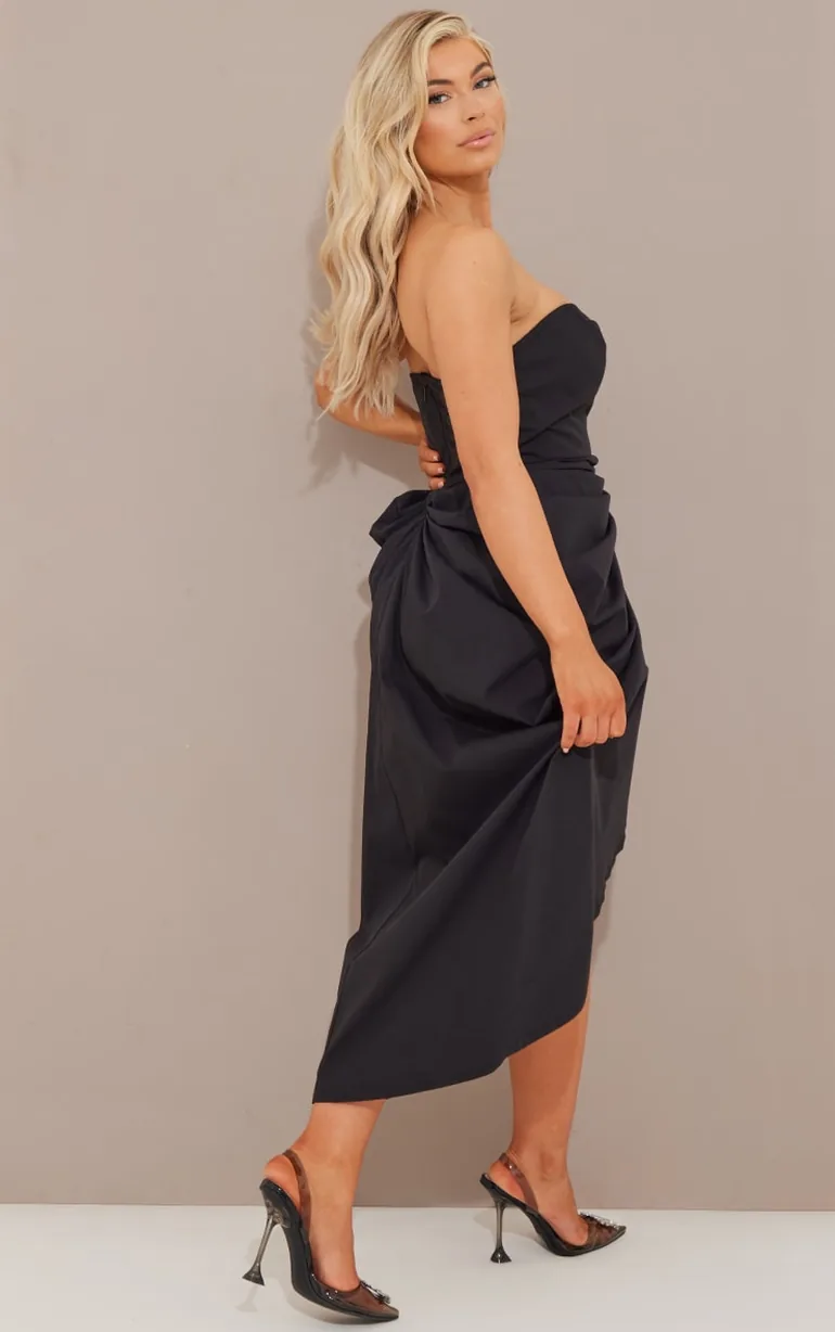 Shop Black Woven Bandeau V Bar Gathered Hip Midi Dress Online in Oman