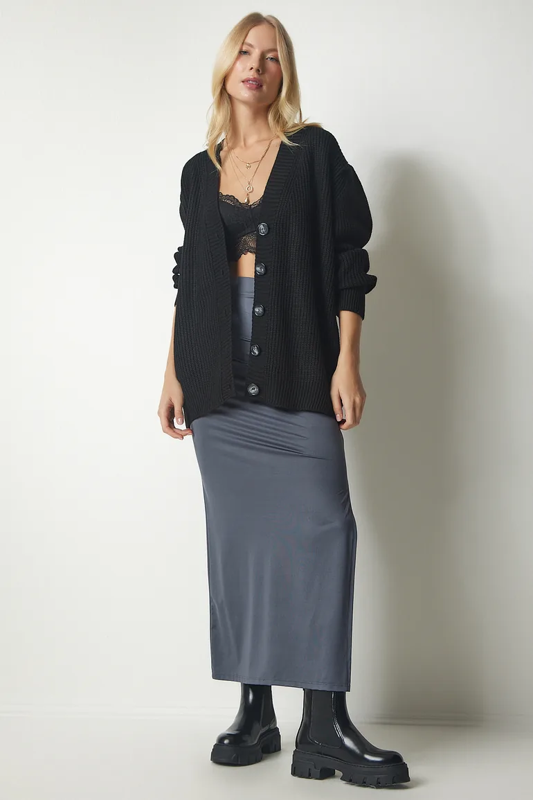 Women's Black Buttons Oversized Knitwear Cardigan - 3