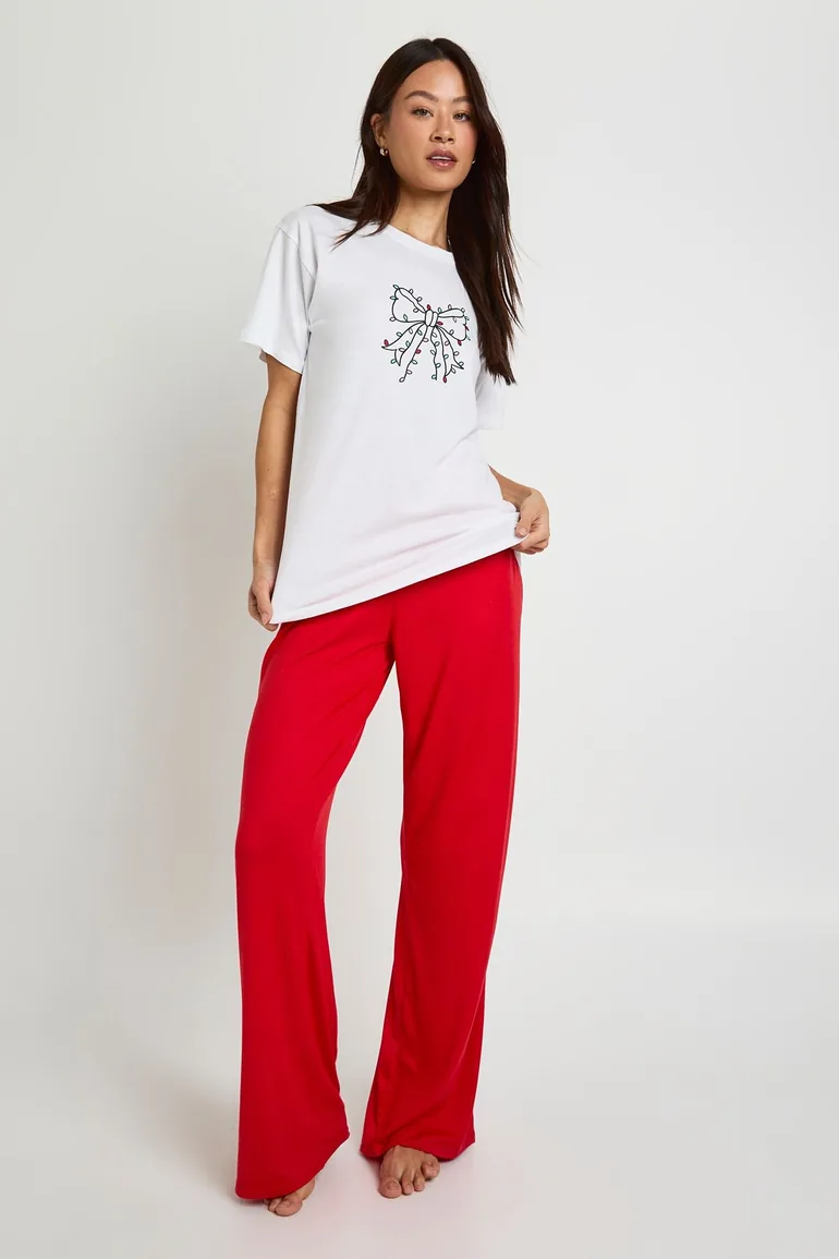 Tall Christmas Bow Graphic Oversized T-Shirt & Trousers Pyjama Set - red