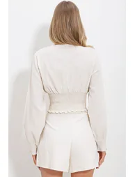 Women's Beige V Neck Waist Gimped And Buttoned Raw Linen Crop Blouse - 5