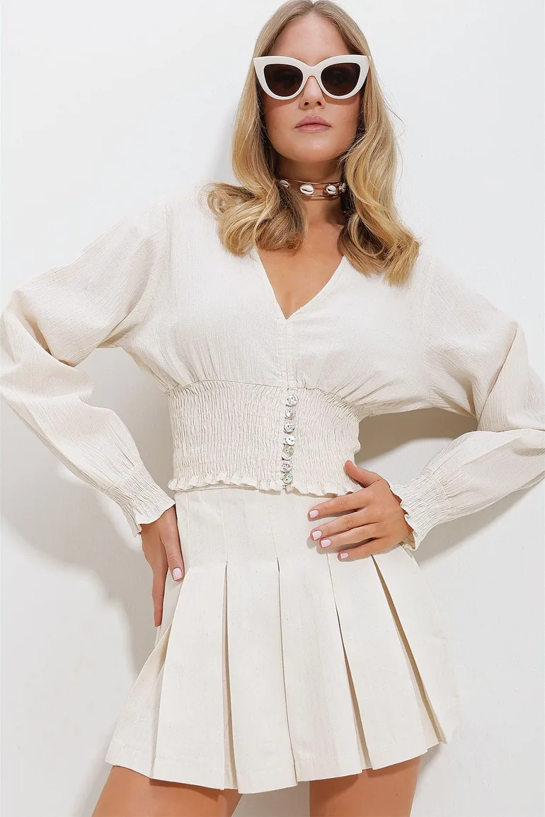 Women's Beige V Neck Waist Gimped And Buttoned Raw Linen Crop Blouse