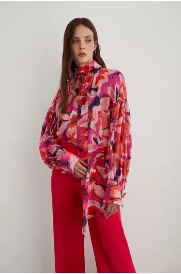 بلوزة شيفون زهري بطبعة أزهار
