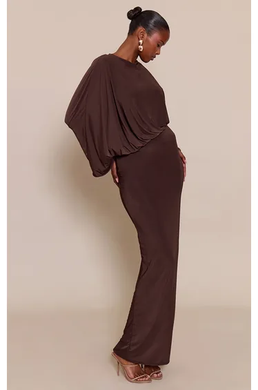 فستان بريتي ليتل ثينق بني ماكسي بقصة ضيقة بأكمام طويلة