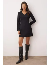 Black Straight Cut Accessory Detail Short / Mini Woven Dress