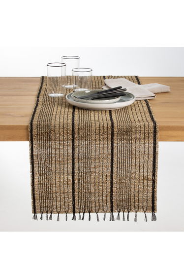 Azzou Table Runner