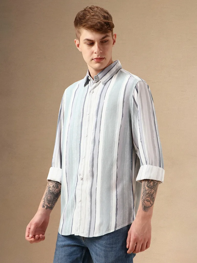 Striped Relaxed Fit Spread Collar Curved Hem Shirt - 2