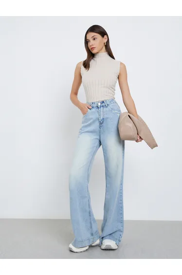 Beige Sleeveless Fitted Knit Top