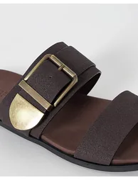 Buckle Detail Slider Extra Wide - 1