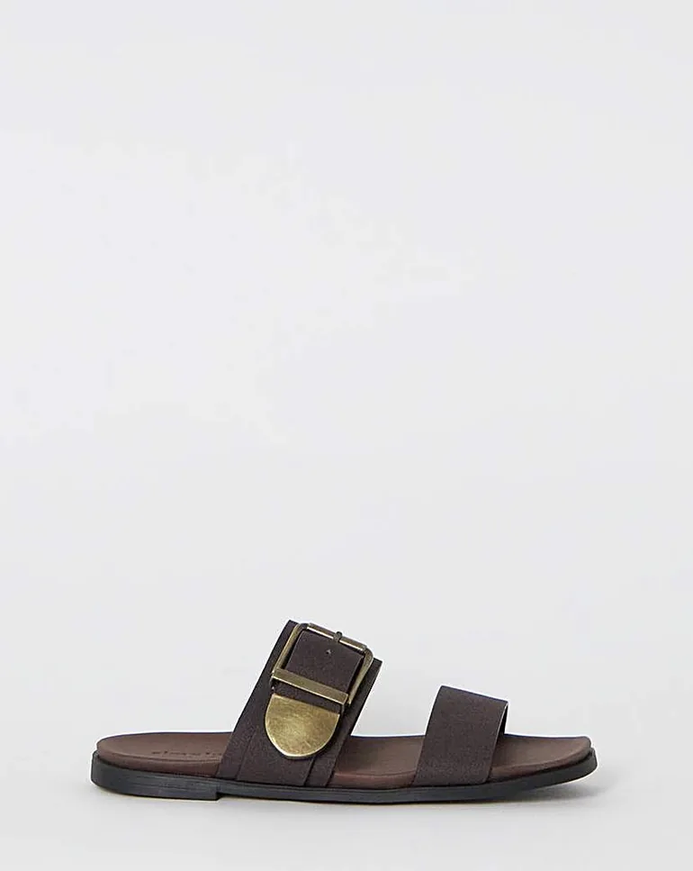 Buckle Detail Slider Extra Wide - 2