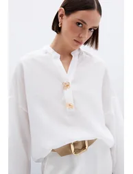 Linen Blouse with Floral Accessories - 2