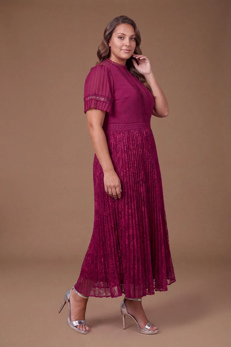 Plus Pleated Lace Midi Dress