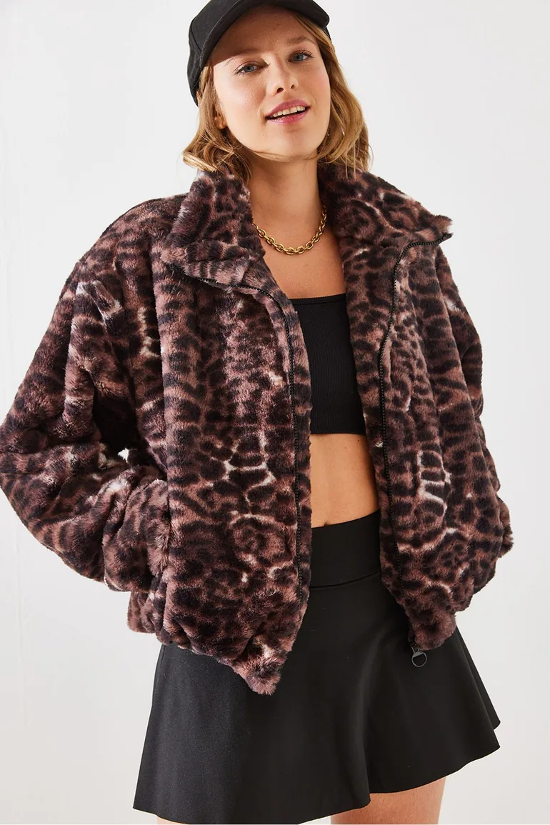 Women's Leopard Pattern Faux Fur Coat