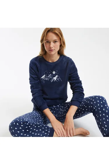 بيجاما فليس