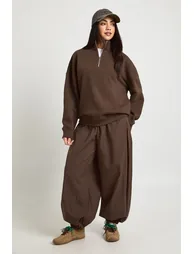 سويتشيرت بوهو بني بأكمام طويلة - 2