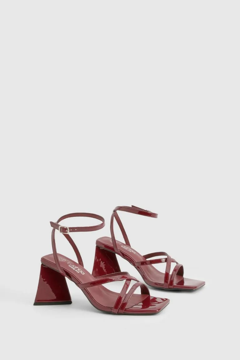 صندل جلد أحمر بكعب عالي - للمقاسات العريضة - 1