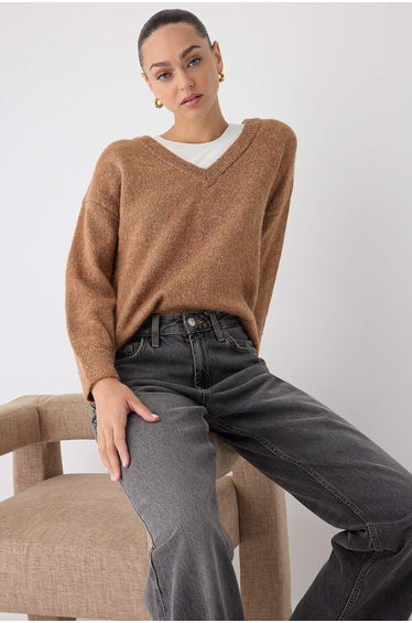 Beige Alpaca Wool Blend More Sustainable Wide Pattern Premium Yarn Knitwear Sweater